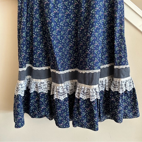 VTG Gunnie Sax Jessica’s Gunnies Dark Blue Calico Lace Prairie Midi Skirt Size 7 - Picture 11 of 17